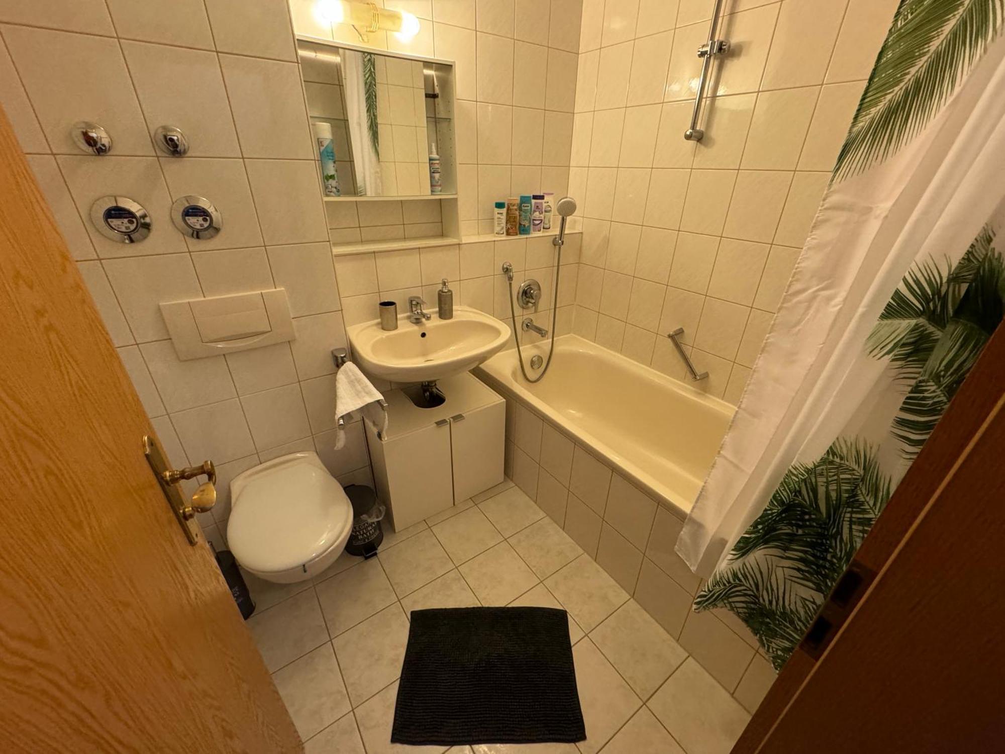 Kingsize Bett Boho Apartment Mit Tiefgarage Naehe Salzburg Freilassing Luaran gambar